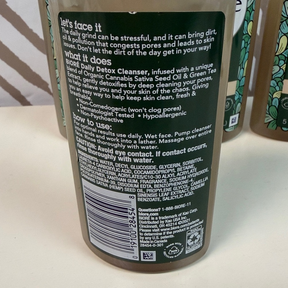 Biore Daily Detox Green Tea Extract Cleanser 5 OZ Lot of 4 - Picture 3 of 4